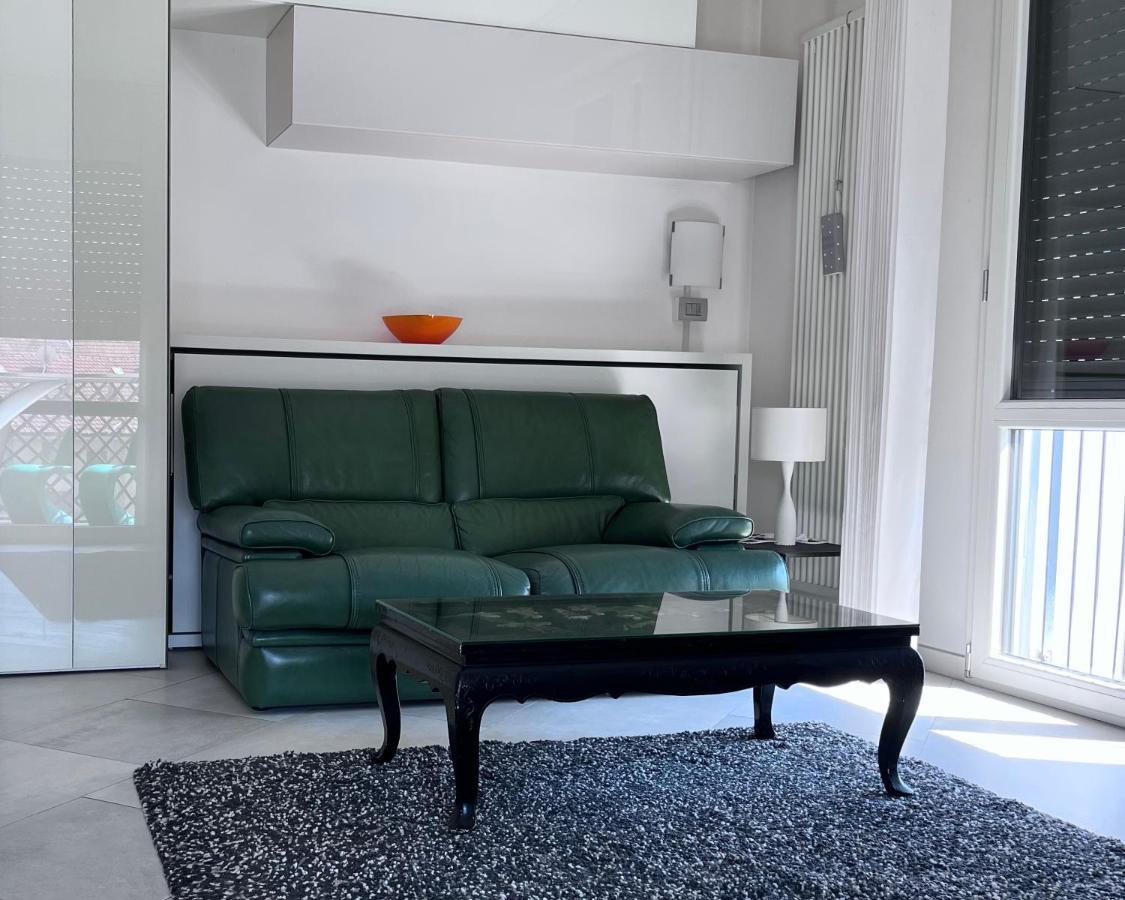 Villa Fenix Milano Extérieur photo