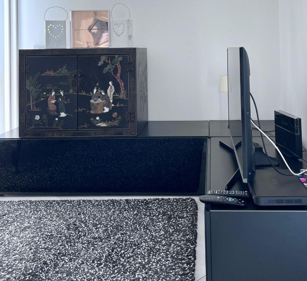Villa Fenix Milano Extérieur photo