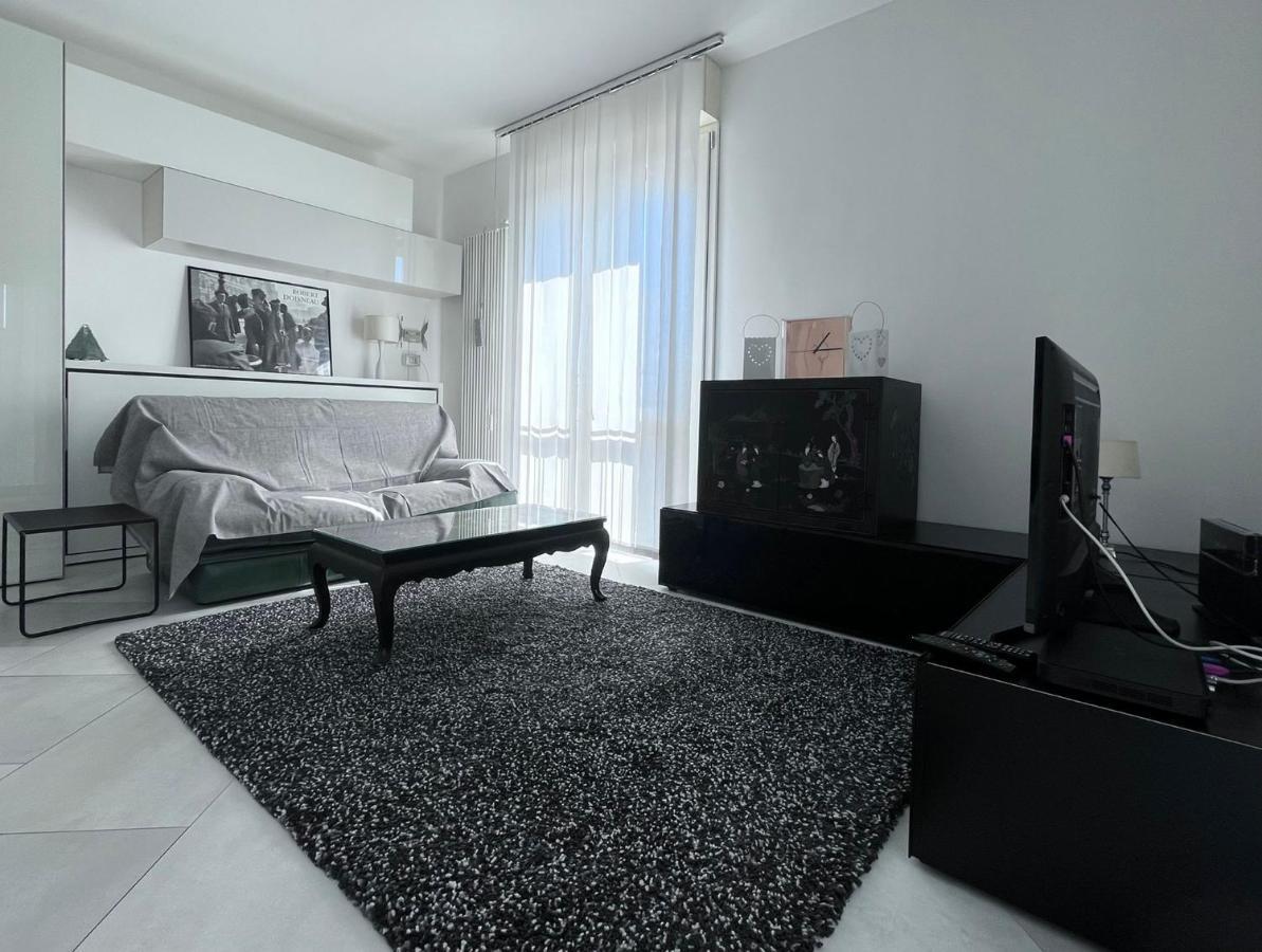 Villa Fenix Milano Extérieur photo